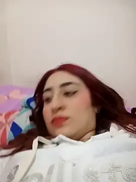 EsmeraldaNaim's Live XXX Chat