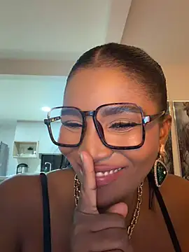 moonlight_j Pertunjukan Webcam