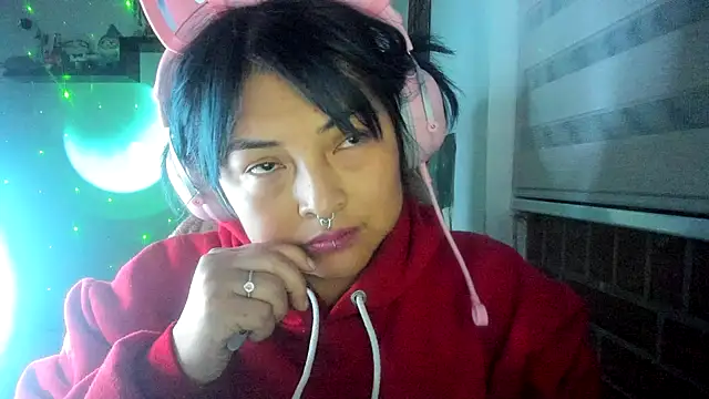 Shaddycute_のライブXXXチャット