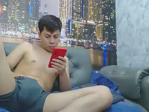 Show de santiago_xxxcol na webcam