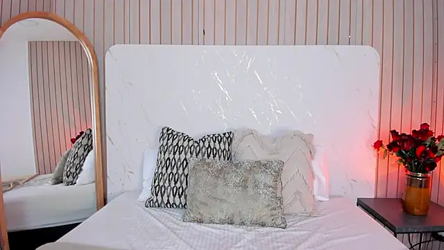 Chatroom XXX en direct de EmelyParker