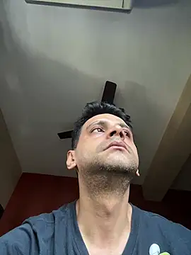 online4u08: απευθείας συνομιλία ΧΧΧ