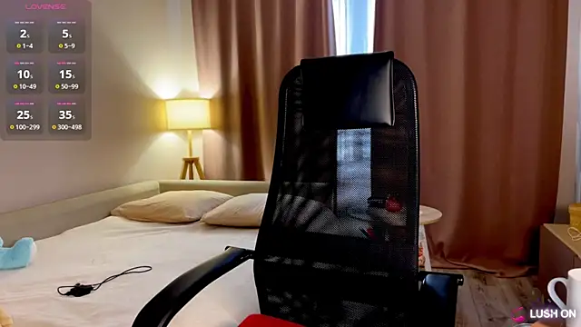 DannaEvanのライブXXXチャット