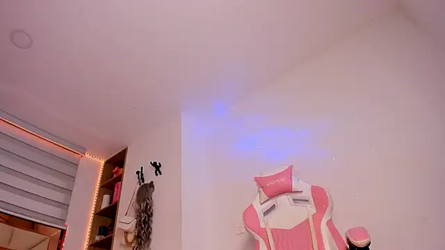 AngelaClarke520 élő XXX-chatje