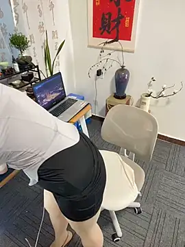 jiajia1060 élő XXX-chatje