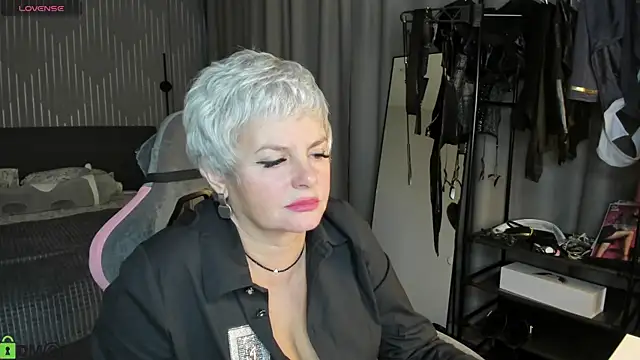 Linda_Zef1r – webcam-show