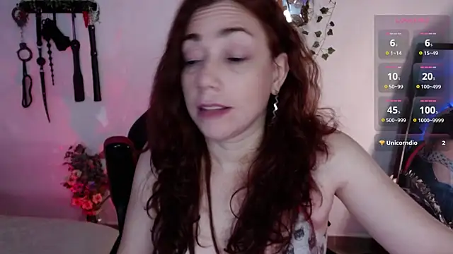 XXX chat uživo modela Eve_Blue77