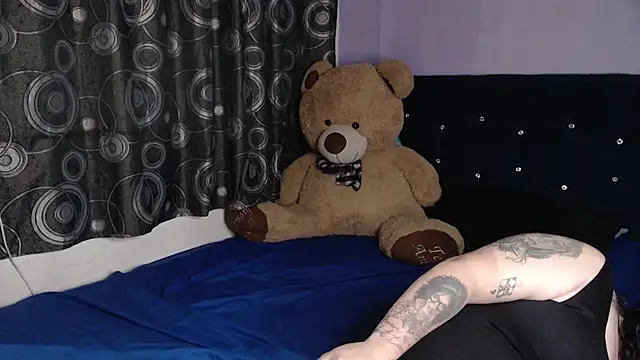 Czat XXX na żywo – ANGELIQUE_KLANE