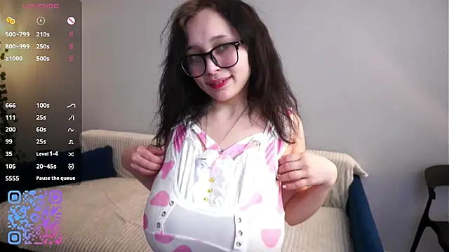 HannaHayles Chat XXX in diretta