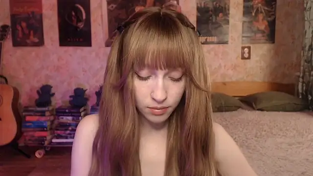 Friendly_Ellie Live XXX-Chat