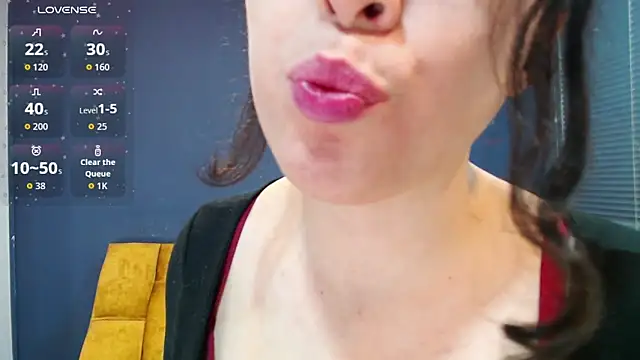 KendraaSimons – Naživo XXX chat