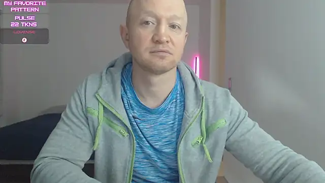 kevintyler69 élő XXX-chatje