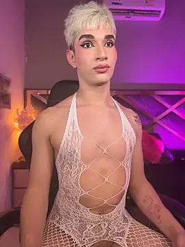 Cherry_zayden_ élő XXX-chatje