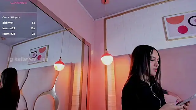 Chat +18 de katteyes_mjs ao vivo