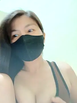 Lylan-6868 Show Webcam