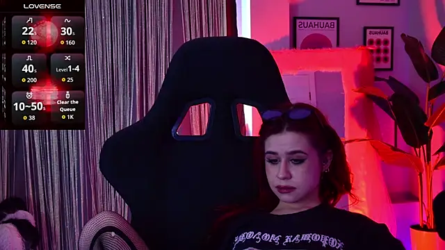 Chatroom XXX en direct de MisaPage