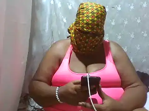 annal_gal: διαδικτυακό σόου στην κάμερα