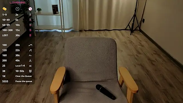 Pokazy przed kamerką – MaraButtrey