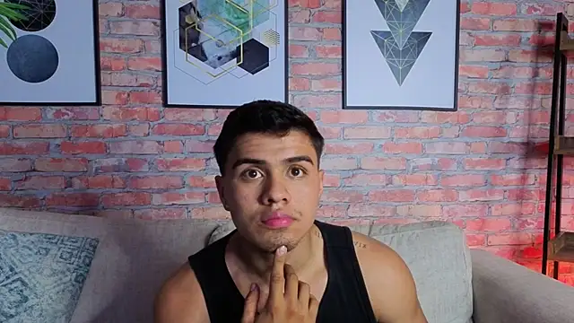 AARON_SKYLON's Webcam Show