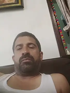 XxX_KING30 Adlı Modelin Canlı XXX Sohbeti