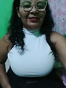 Chat +18 de Amarantha25 ao vivo