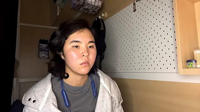 Chatroom XXX en direct de JennyCarpenter