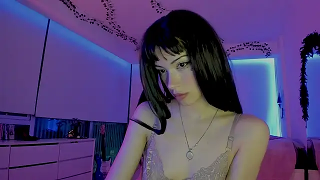 Show modela BaniGyaru na web-kameri