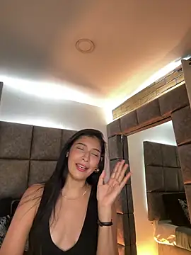 Chat +18 de BrigitteVons ao vivo