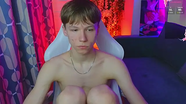 Chat +18 de cuMte_boy ao vivo