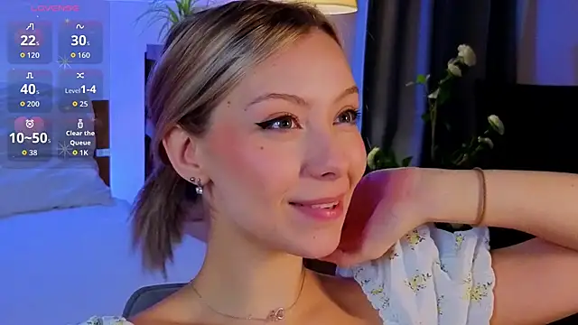 LumMina's Live XXX Chat