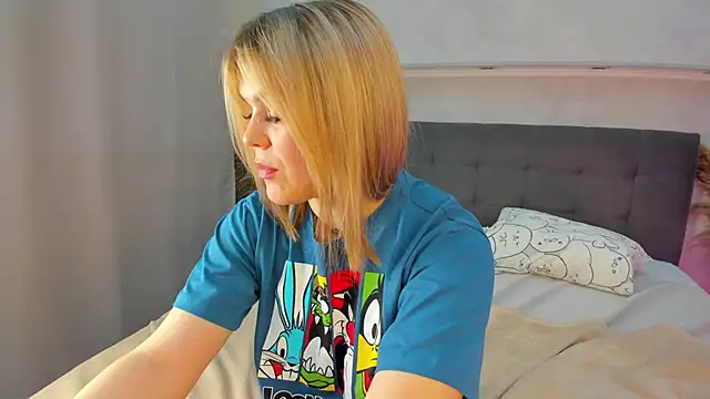 Show modela Jerry-Hall na web-kameri