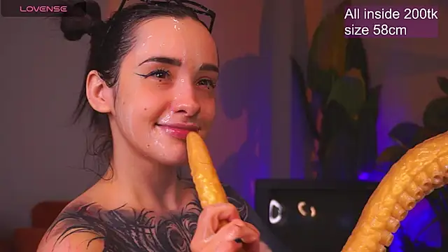 XXX chat uživo modela EvaCanton