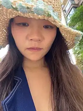 Chat XXX en directo de lucyxiaolulu