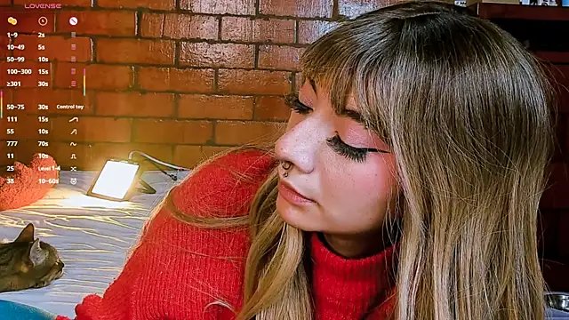 Онлайн чат XXX Annycolin_