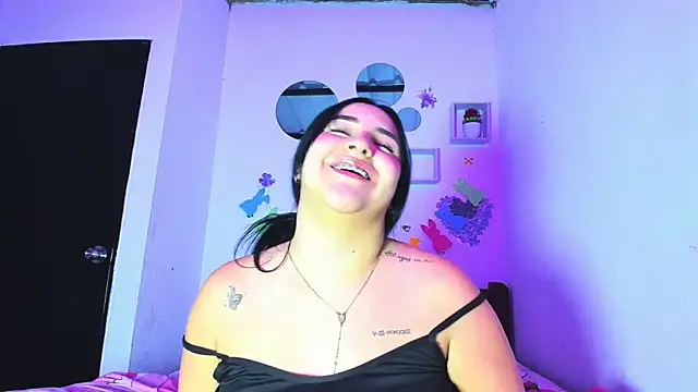 Chat +18 de CristalBlaze ao vivo