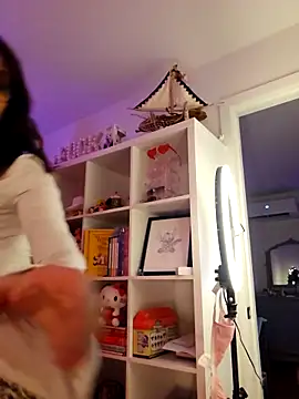 แชท XXX สดของ LilyOrion