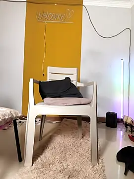 Chat +18 de Rubi424 ao vivo