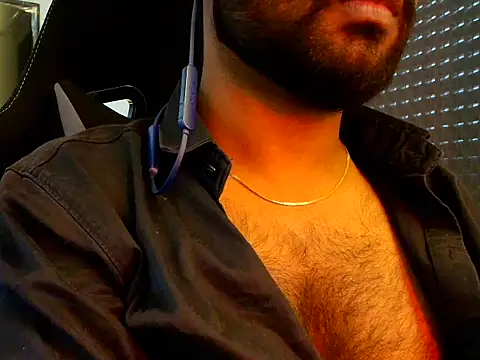 Pokazy przed kamerką – Jenni11Live