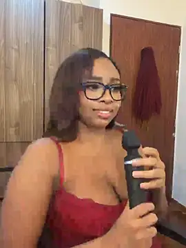 Chatroom XXX en direct de Kloe_rousse01