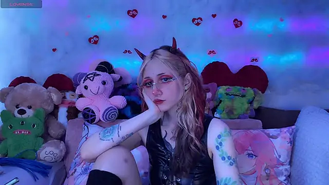 _Devill_Babyn Webbikameraesitys