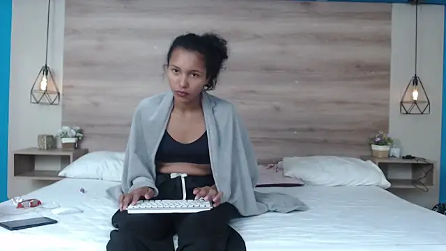 Lili_Lavander's Webcam Show