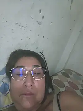 دردشة PatriciaGrajales الجنسية المباشرة