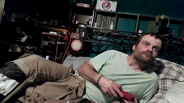 Pertunjukan Kamera Web charactrzero