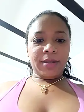 cindy_damm: διαδικτυακό σόου στην κάμερα