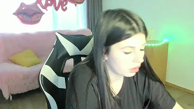 KisaModeln Live XXX chat