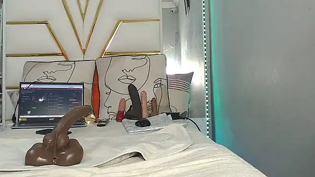 SexyyNana: απευθείας συνομιλία ΧΧΧ