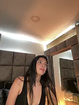 XXX chat uživo modela BrigitteVons