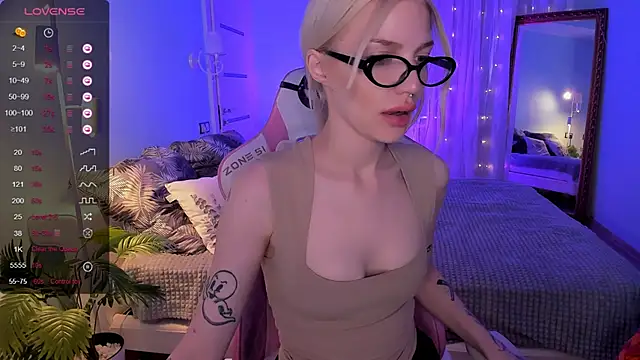 AnyaTaylor_ – Live XXX-chat