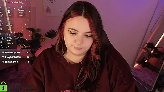 Mia_R0ss Adlı Modelin Canlı XXX Sohbeti