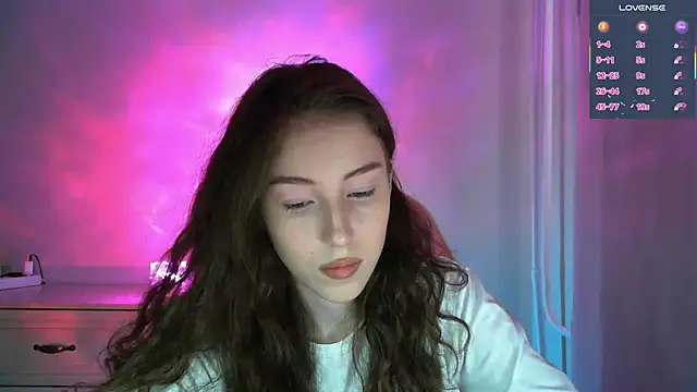 eskatmi's Live XXX Chat